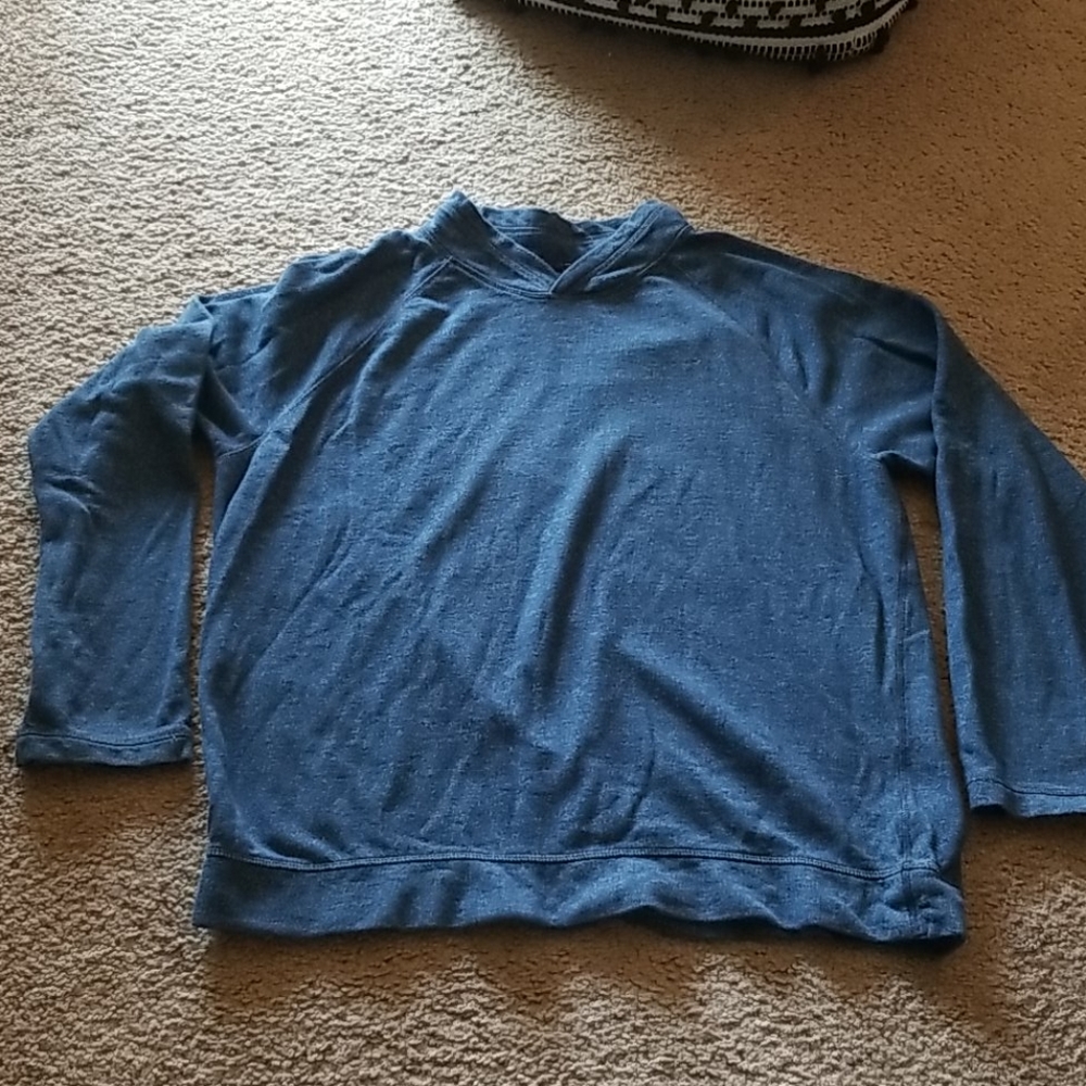 Blue long sleeve sweater